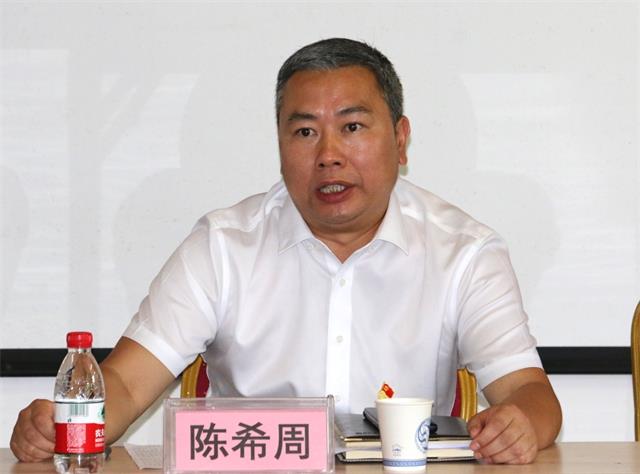 陈书记.jpg