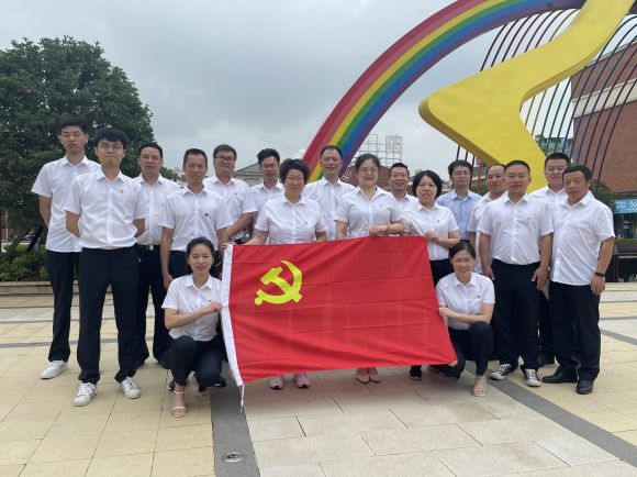 图1.jpg