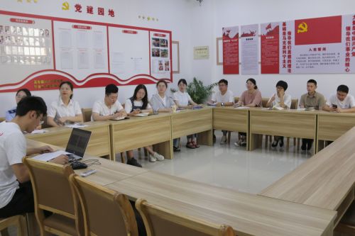16党史学习：8090宣讲团.jpg